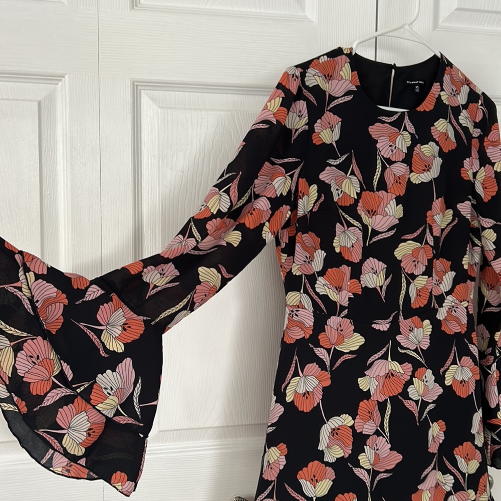 Who what wear mini flutter sleeve dress